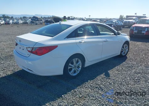 2011 Hyundai Sonata Limited из США, поврежденный, VIN 5NPEC4AC4BH273638